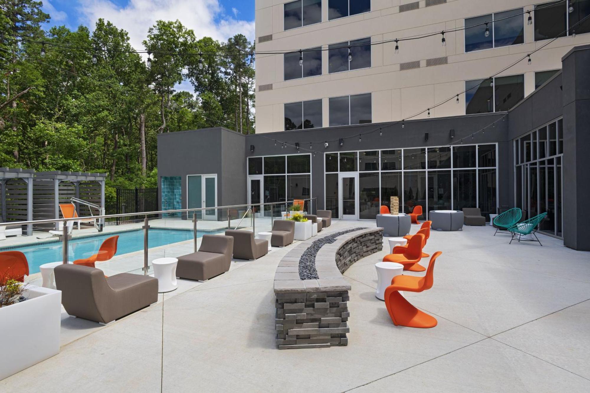 Aloft Little Rock West Hotel Exterior photo