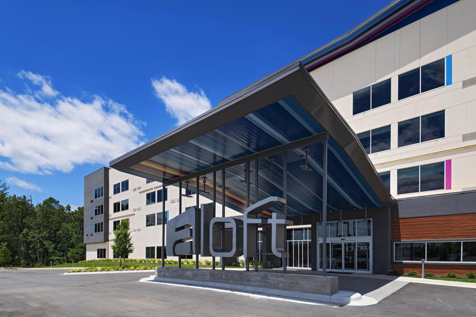 Aloft Little Rock West Hotel Exterior photo